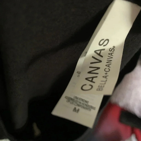 Womens sportsmom graphic T NWOT - Picture 3 of 3